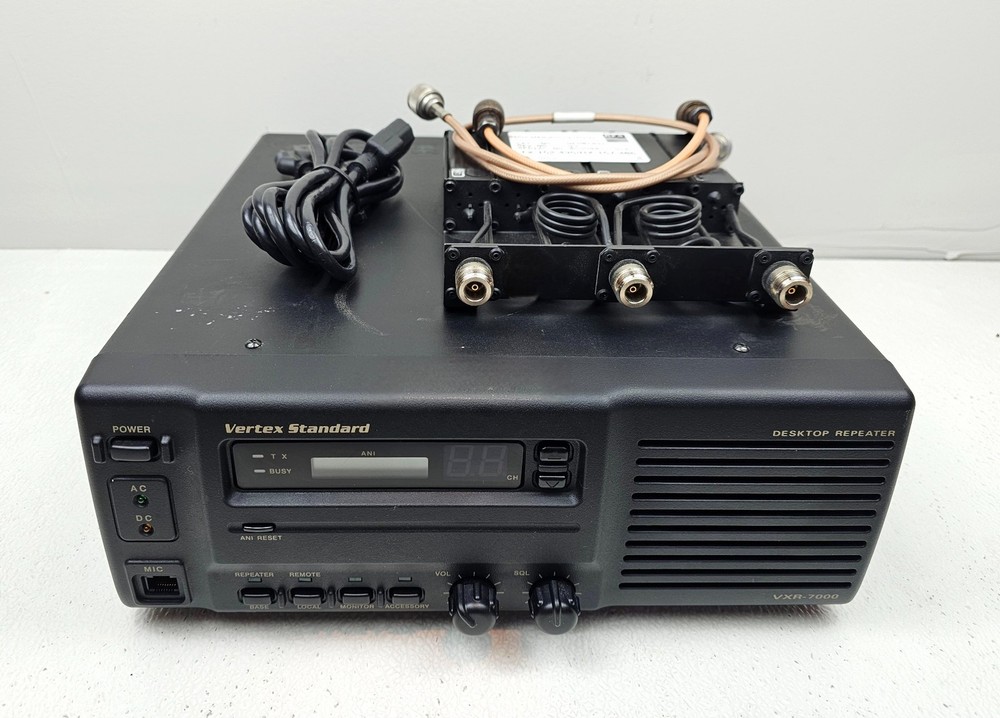 Vertex VXR7000 VHF Repeater w/ Duplexer