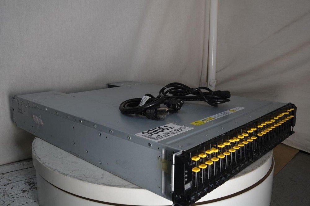 HP M6710 QR490-63012 SAN Storage Array SEE NOTES