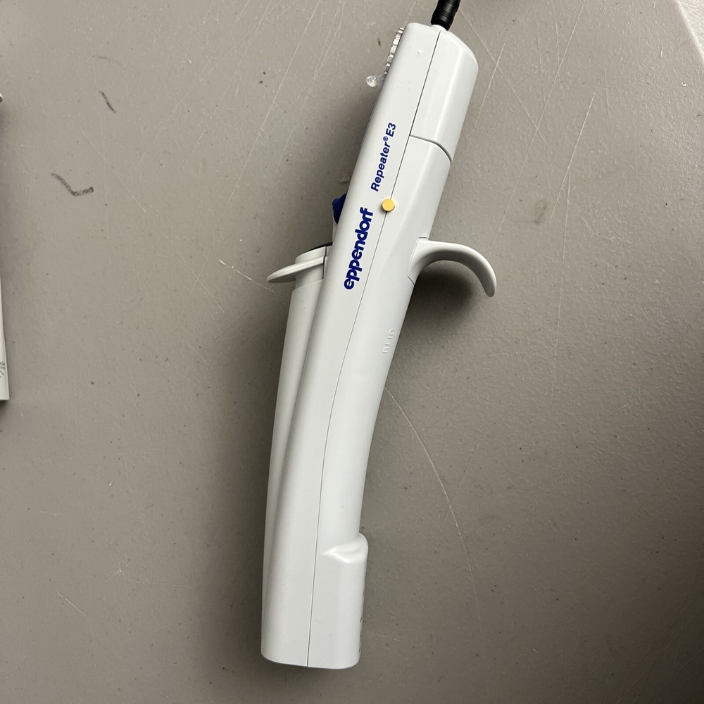 NICE Eppendorf Repeater E3 Electronic Multi-Dispenser Pipette bundle + Charger
