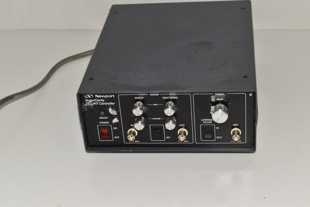 *JM*  NEWPORT OPTICAL SUPERCAVITY SR-DHT CONTROLLER  (WUR72)