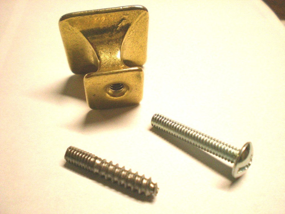 SOLID BRASS Pyramid Style Knob Size 1" Wide