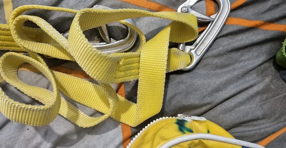 3 X Britax Harnesses
