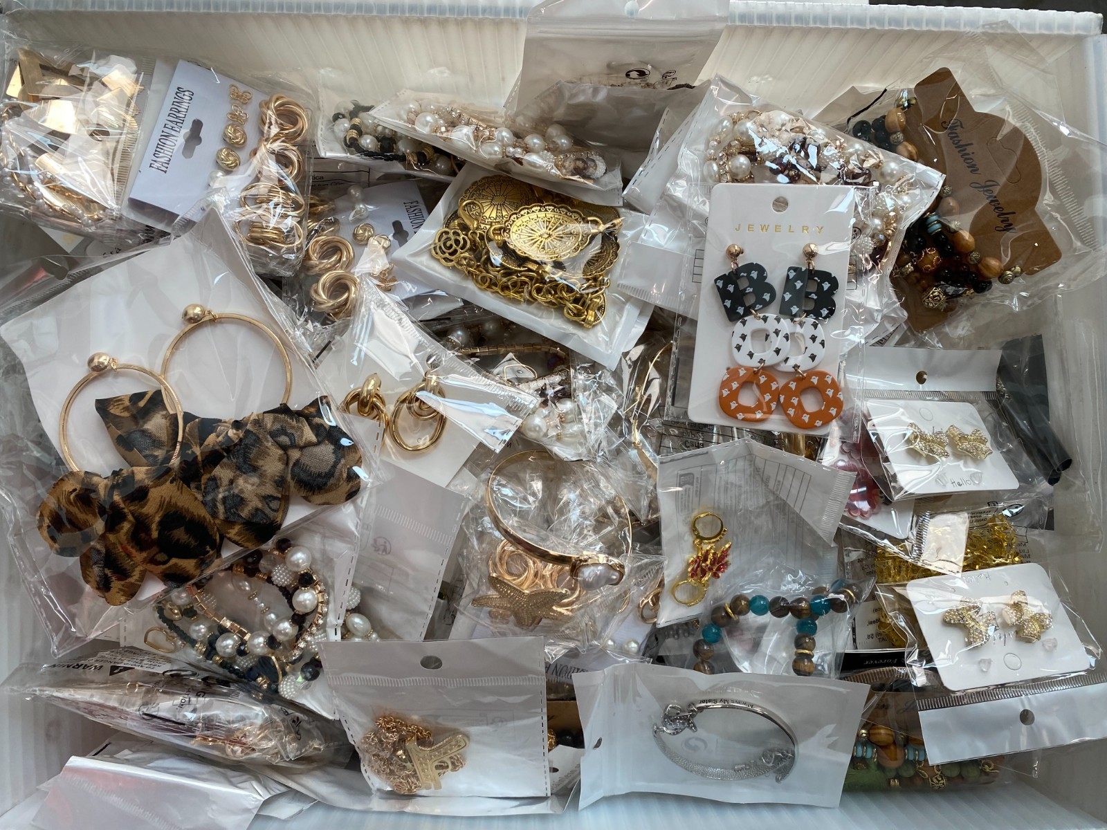 Mystery Jewelry box 30 pcs NEW with Tags! Necklace, Bracelet, Earrings, Ring Etc