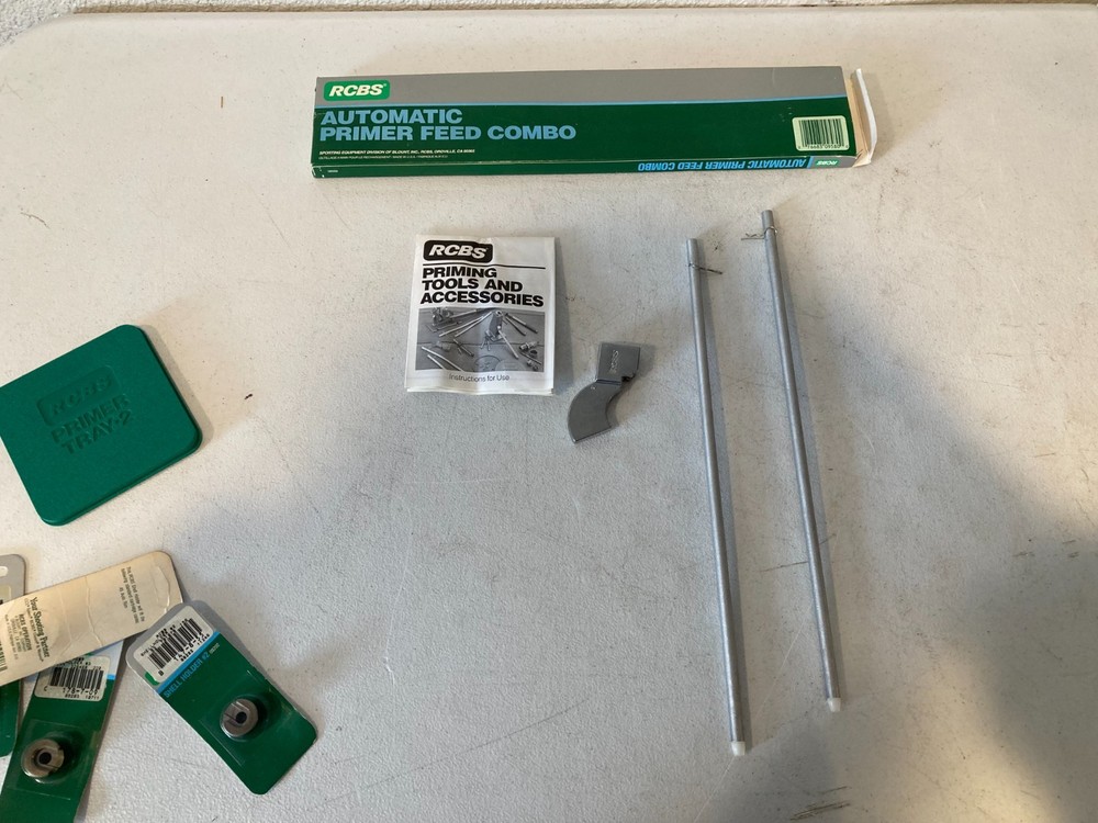 RCBS Automatic Primer Feed Combo with 5 Shell Holders & Primer Flip Tray Set