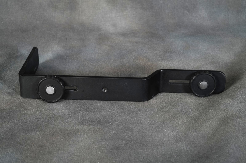 Nikon SK-E900 External Multi-Flash Bracket/Nikon AS-E900 Cable