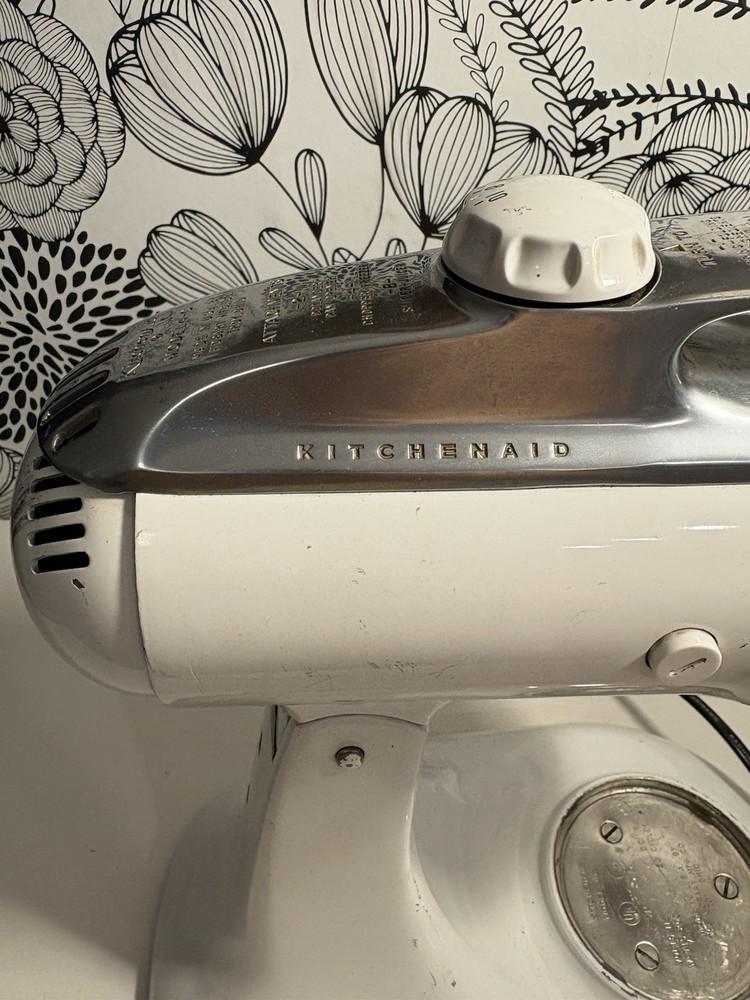 Vintage Kitchenaid Mixer Model 4C
