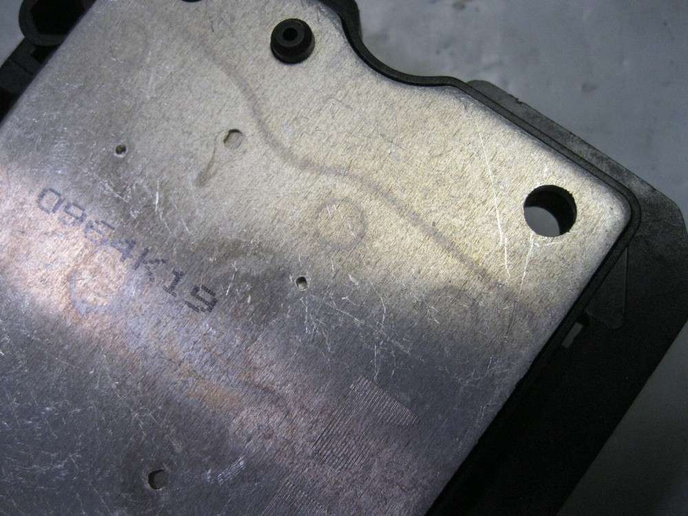 Ignition Control Module Airtex 6H1039 (nos, scratching)