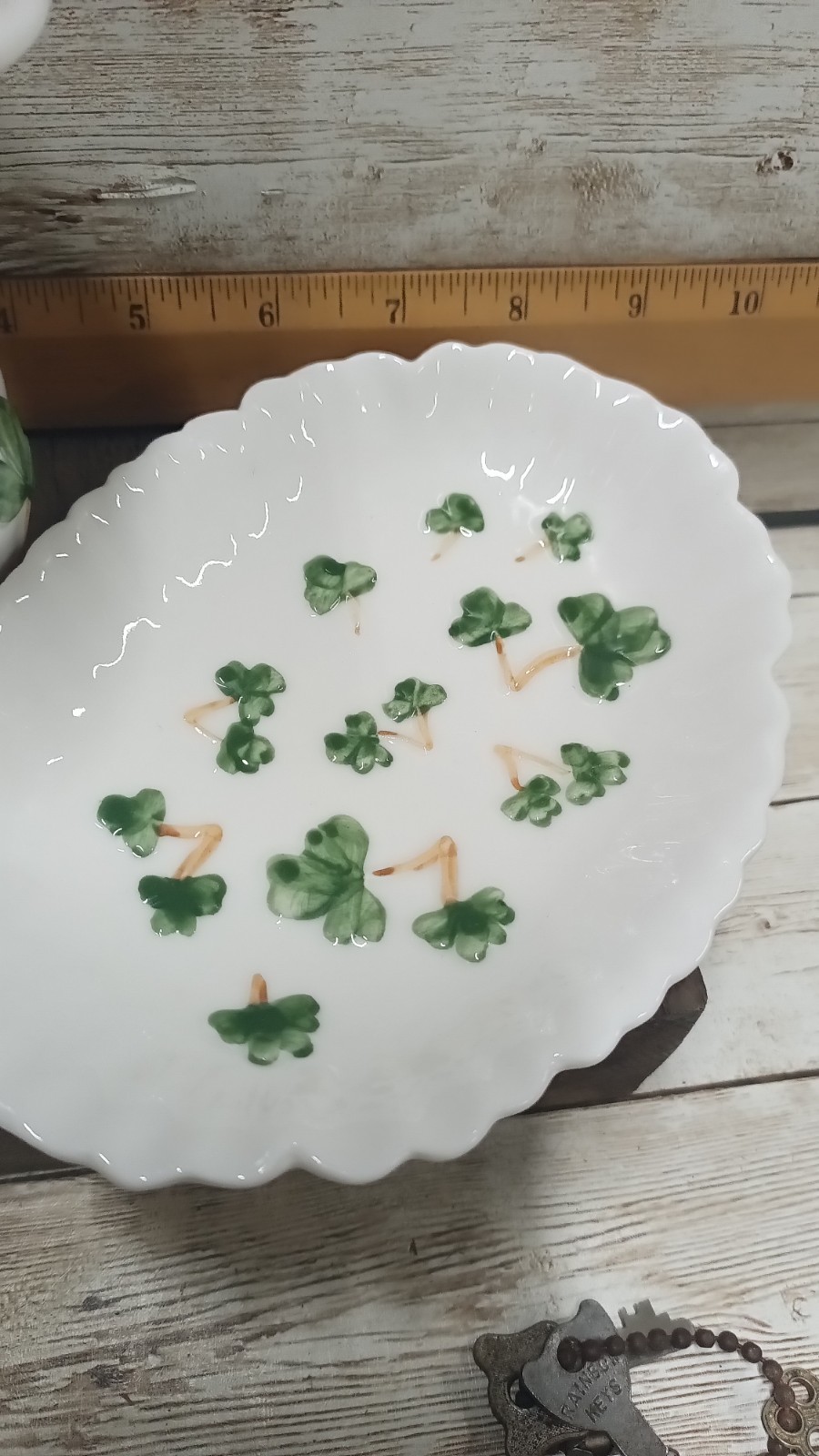 Shamrock Porcelain Tea Light 3 Piece And Small Tray Trinket Soap Dish Set