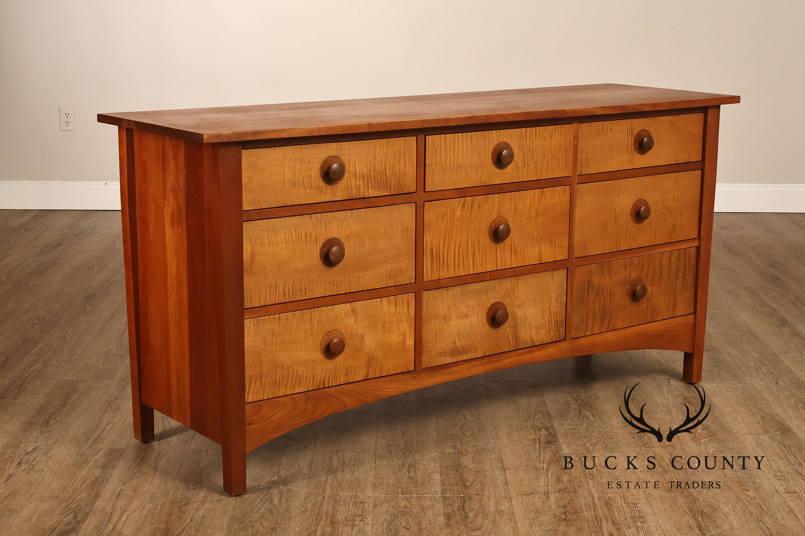Stickley Harvey Ellis Collection Inlaid Nine Drawer Dresser