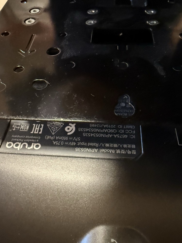 Aruba APIN0535 Wireless Access Point White Micro USB Console Network Device