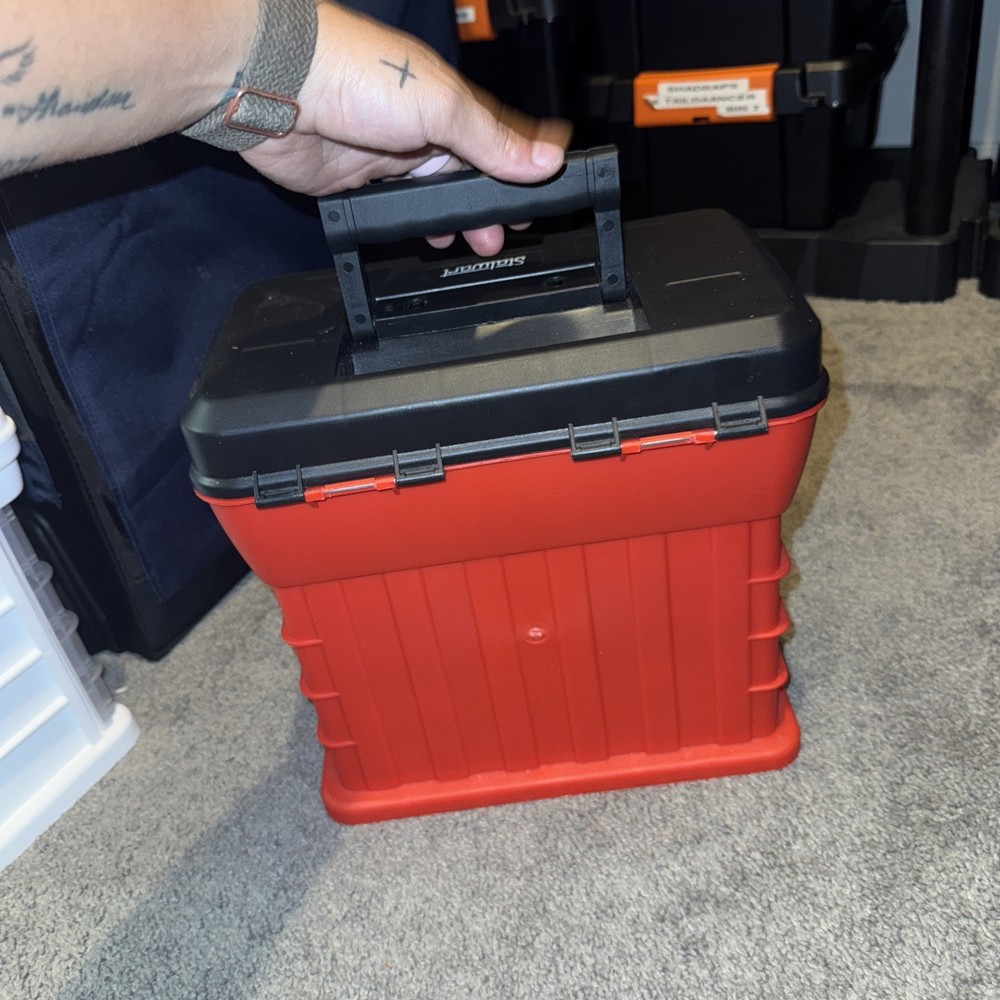 tackle box