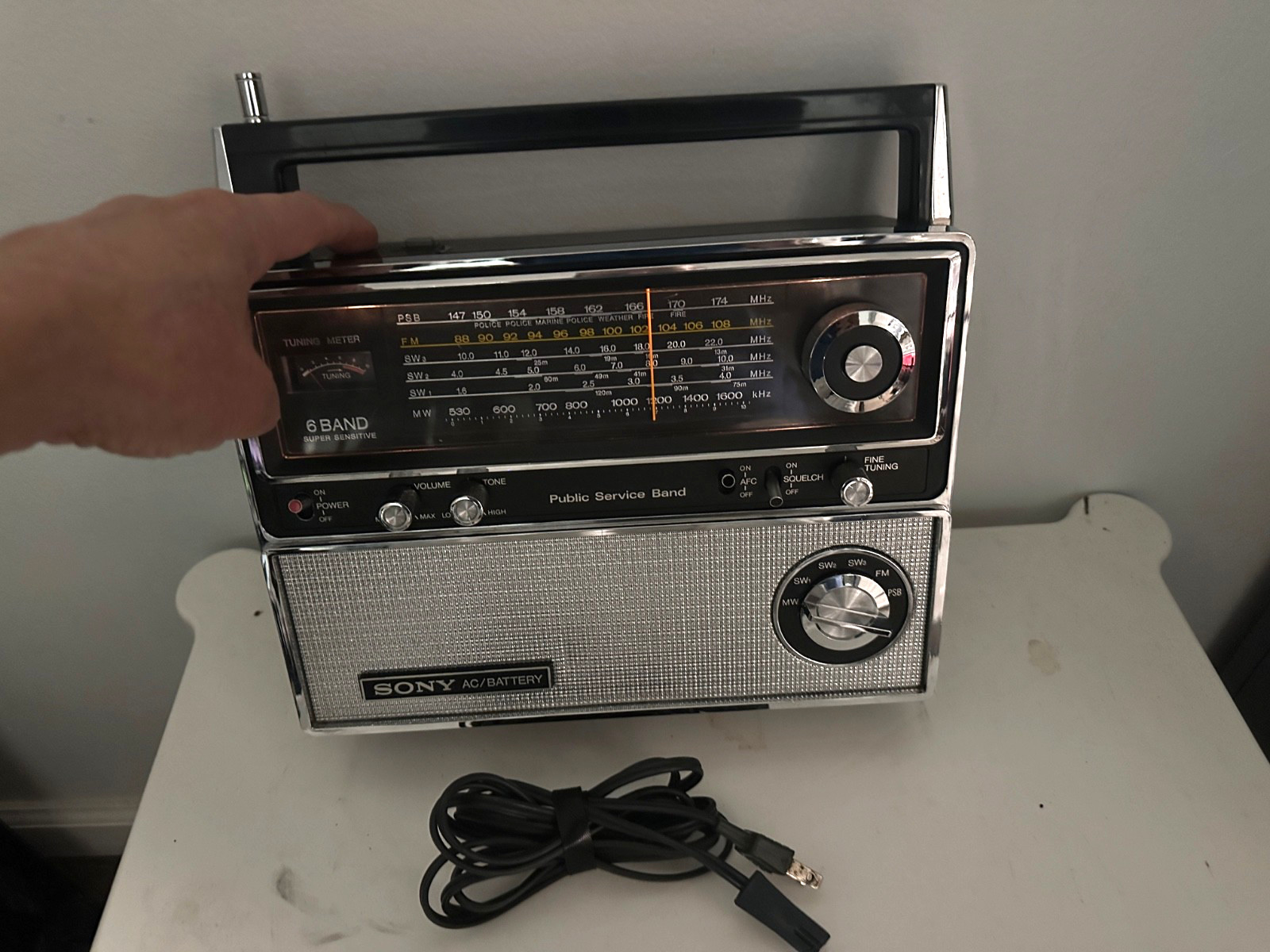 SONY 6BAND FM/AM/PSB/SW1-3  Receiver, Model TFM-8000W,  Tested/Works.