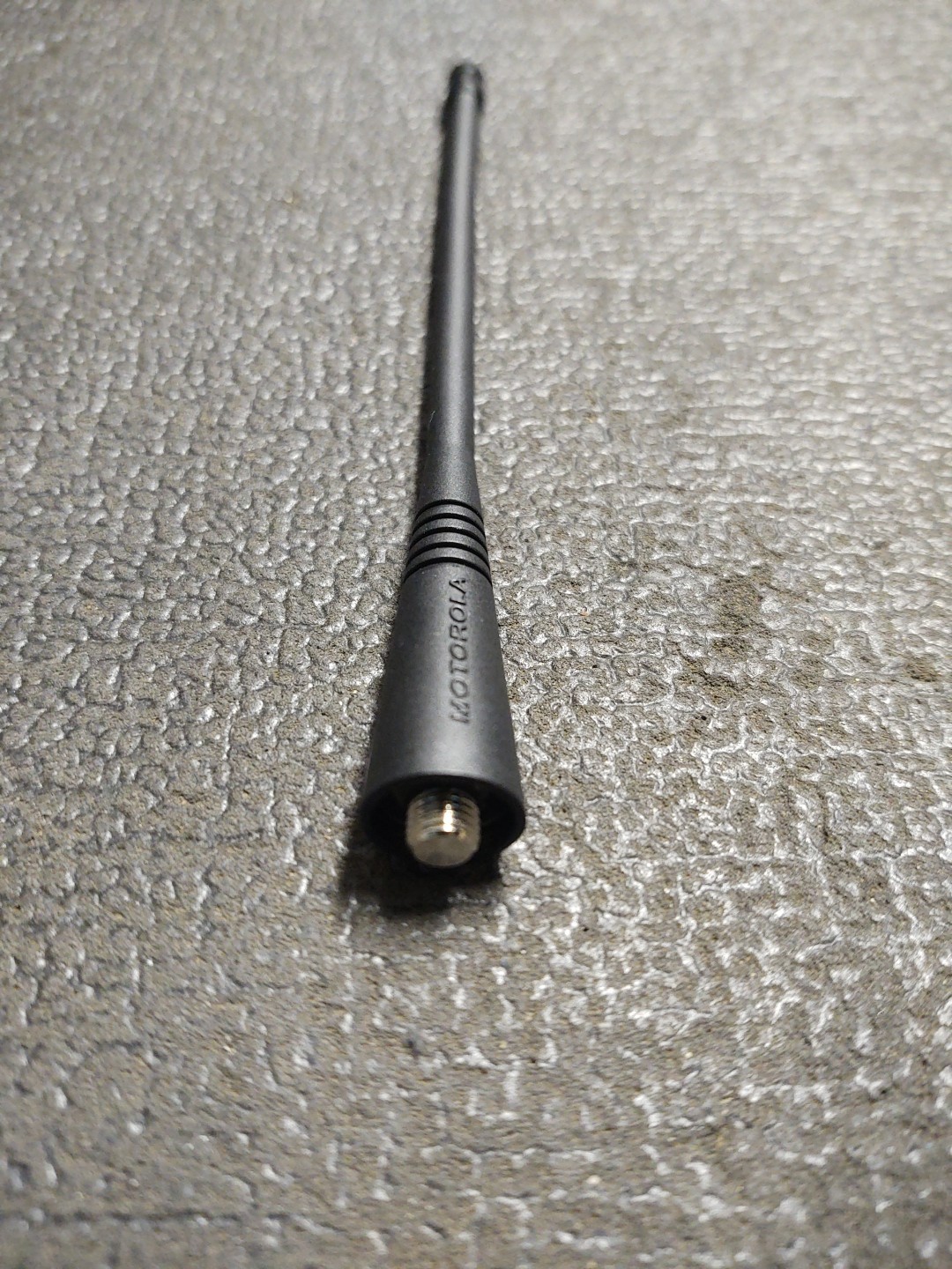 Motorola PMAE4016A Motorola UHF Antenna 403-520 MHz CP200D HT1250 HT750 CP185