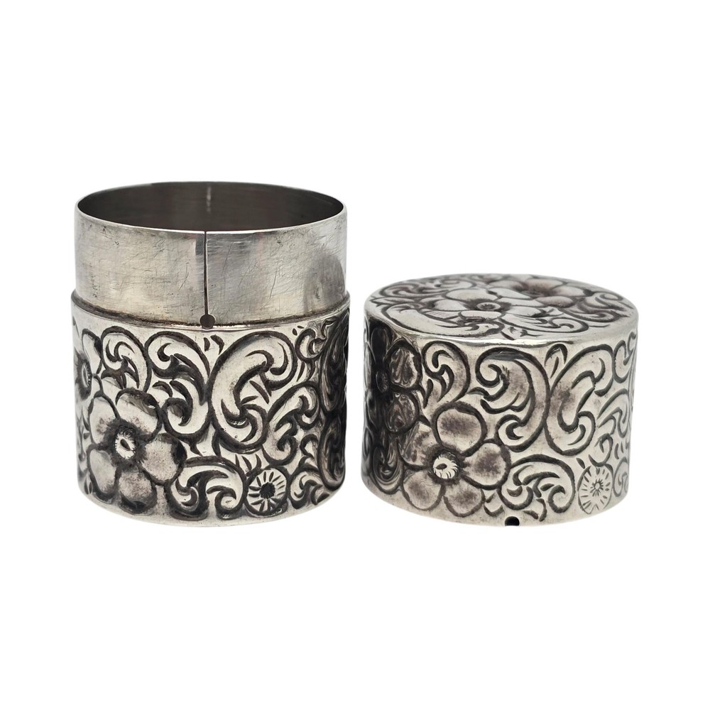 Gorham Sterling Silver Repousse Thread Holder #23329