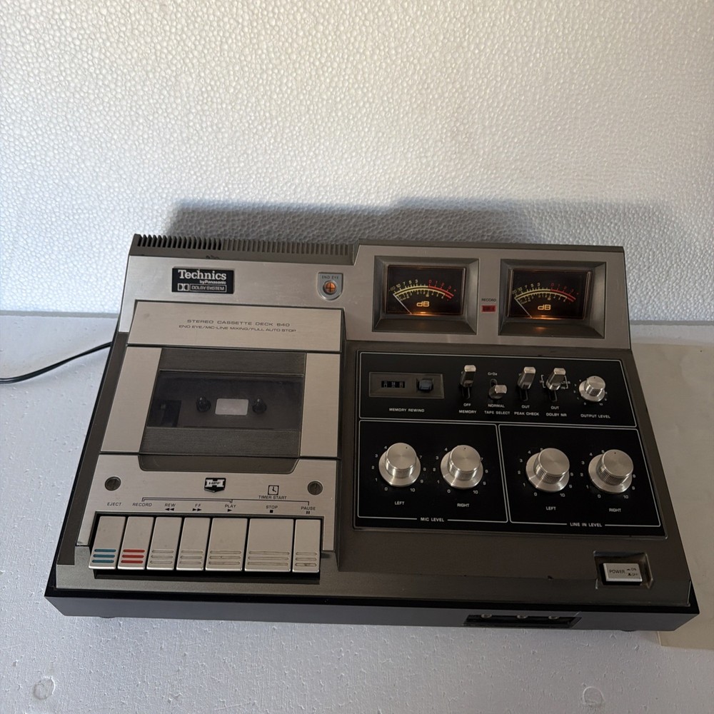 Technics RS-640US.
