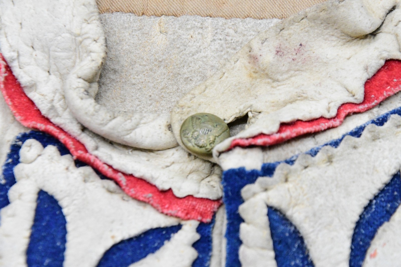 Chippewa Buckskin Hunting Shirt 1854 Strong Provenance.