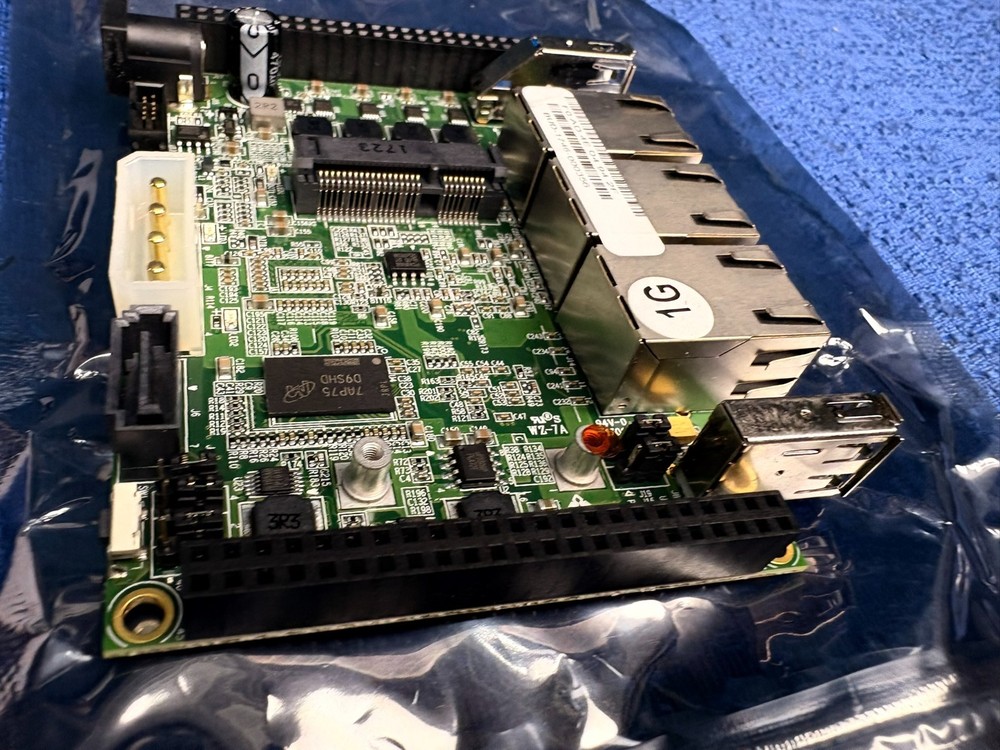 GlobalScale ESPRESSObin v5 ARM-Based 64-Bit Single-Board Computer - Board Only