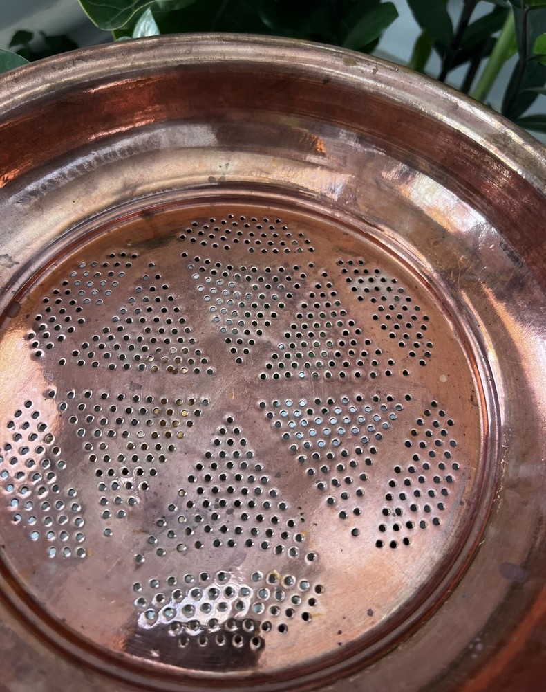 Vintage Copper Strainer with Hanging Loop 10” Diameter