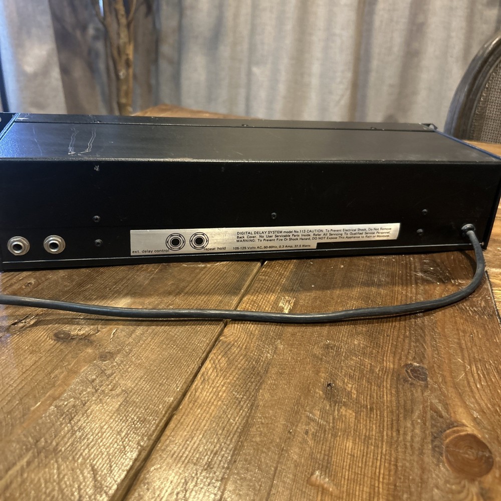 MXR Digital Delay Model 113