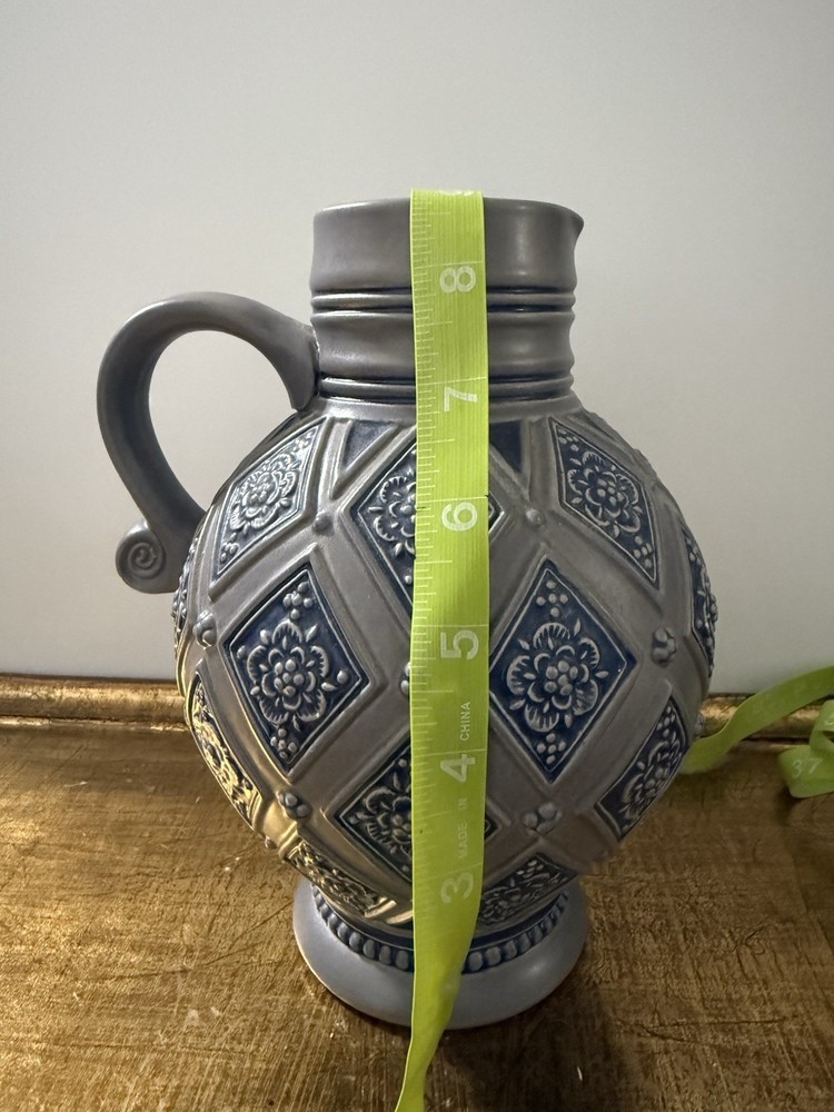 Gerz Germany ( Tureen & Pitcher )