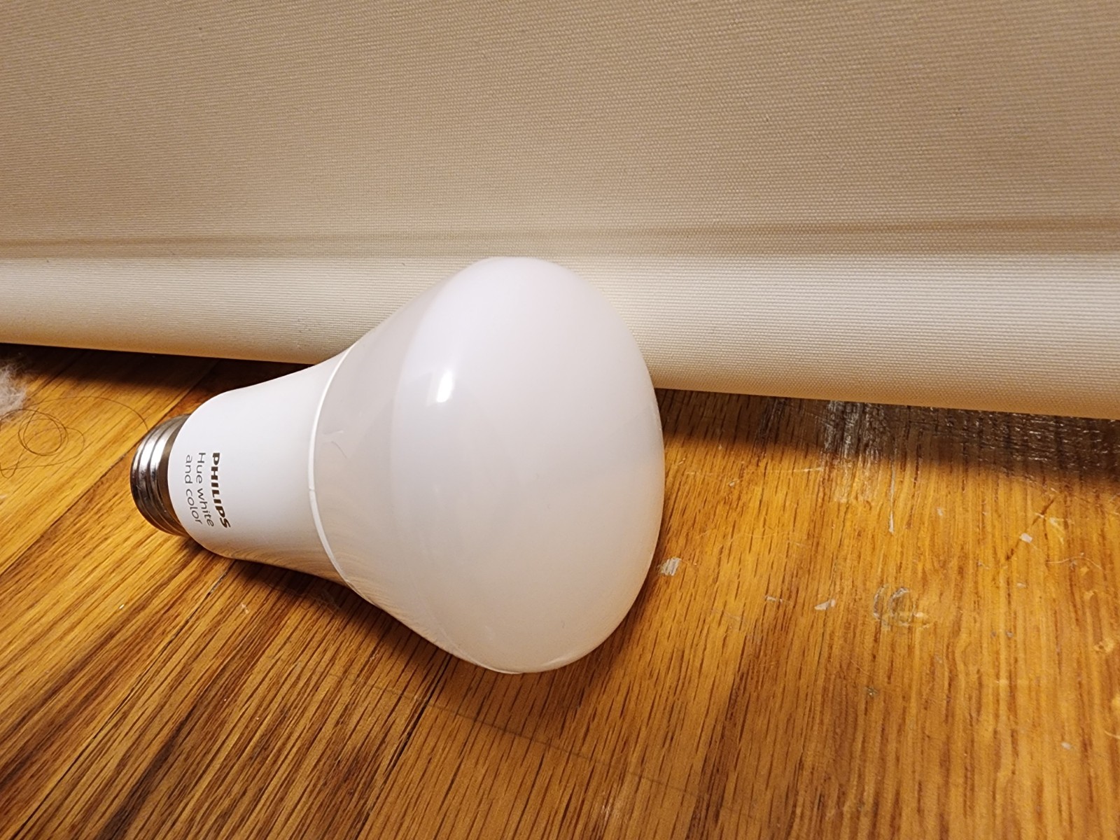 Philips Hue Smart LED Bulb White and Color Zigbee Light Bulb