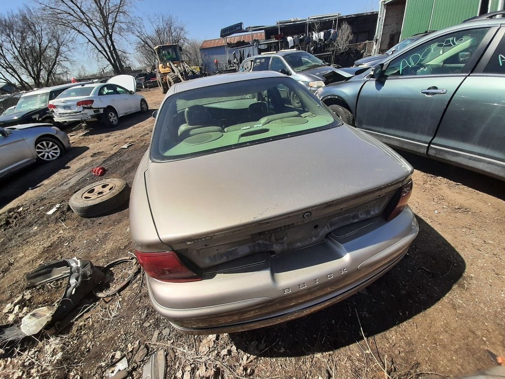 REGAL 2002 High Mounted Stop Light 935836