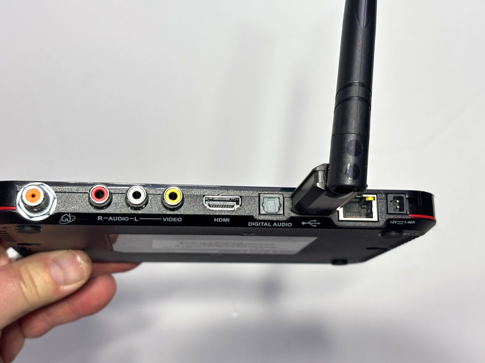Dish Hopper 3 DVR Receiver w/ Joey Wireless Client Remote Power On Untested