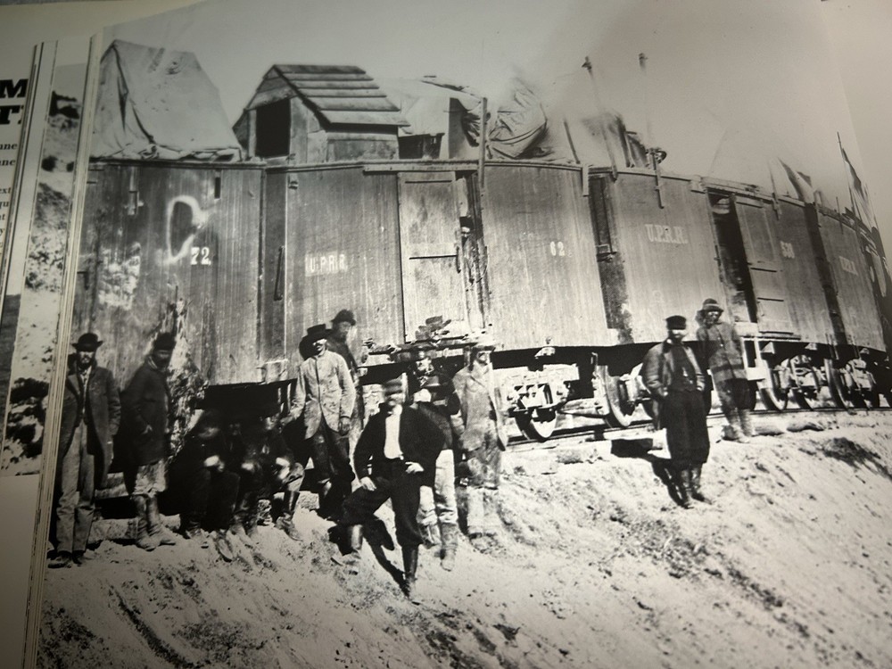 Train book: Makin' Tracks