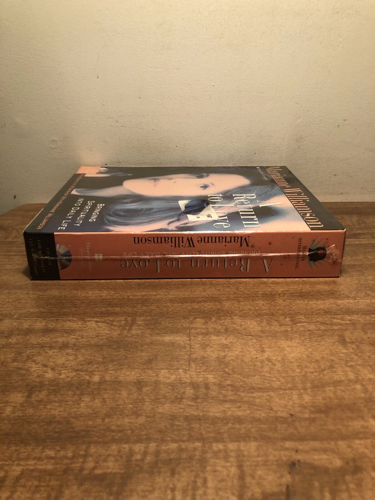 A Return To Love - Interactive Workshop with Marianne Williamson - 1995 - CD-ROM