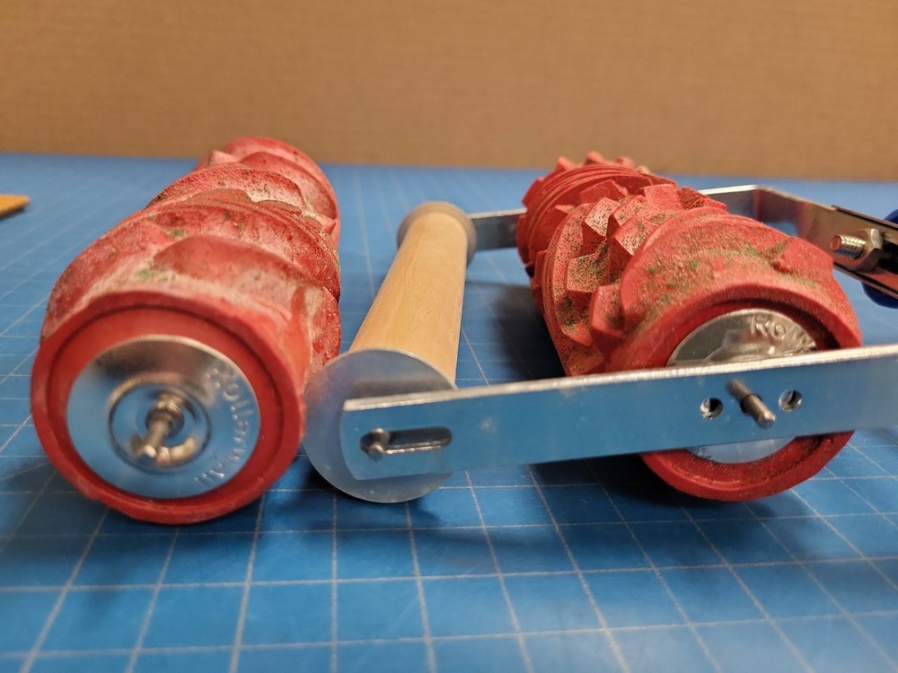 Rollerwall Decorative Painting Kit 2 Pattern Rollers Texture Paint Roller Wall