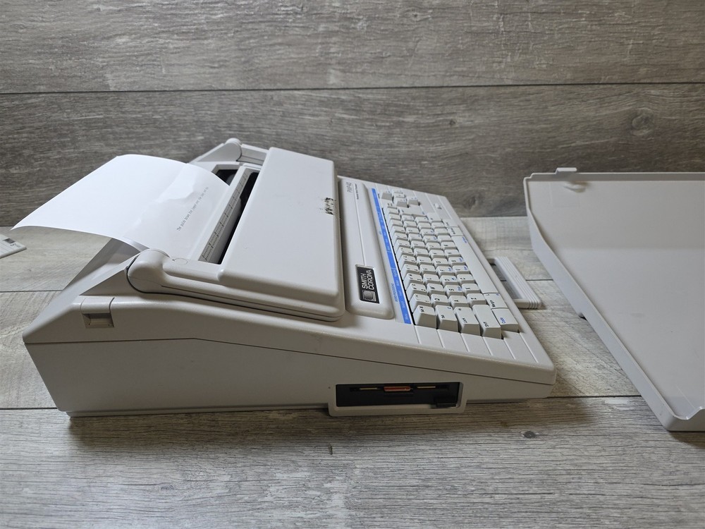 Smith Corona PWP 40 5D Electronic Typewriter - tested - working - includes disk