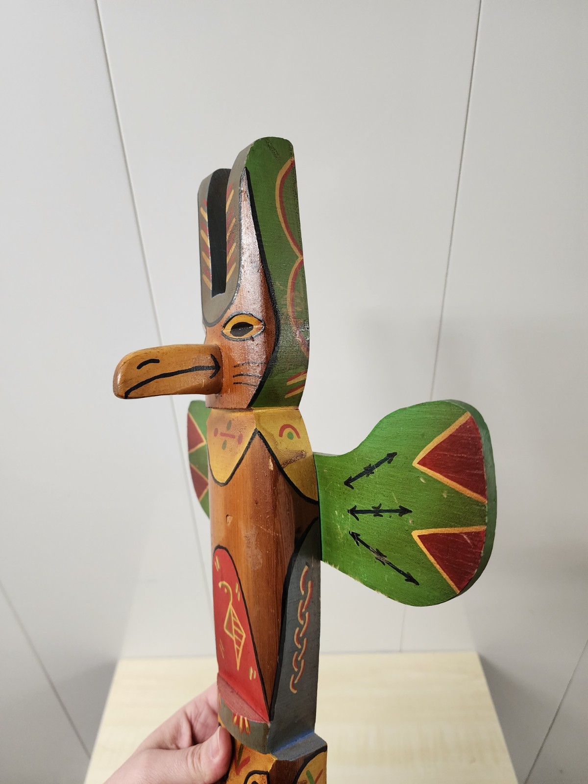 Large Vintage Carved Totem Pole 25" Tall Chippewa Native American Indian