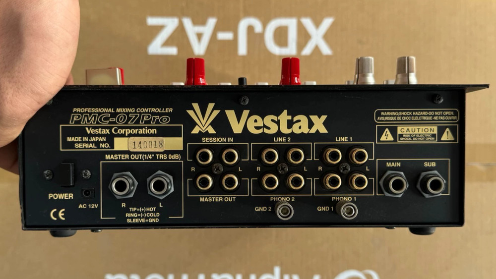 1pcs Vestax PMC-07PRO Mixing Console