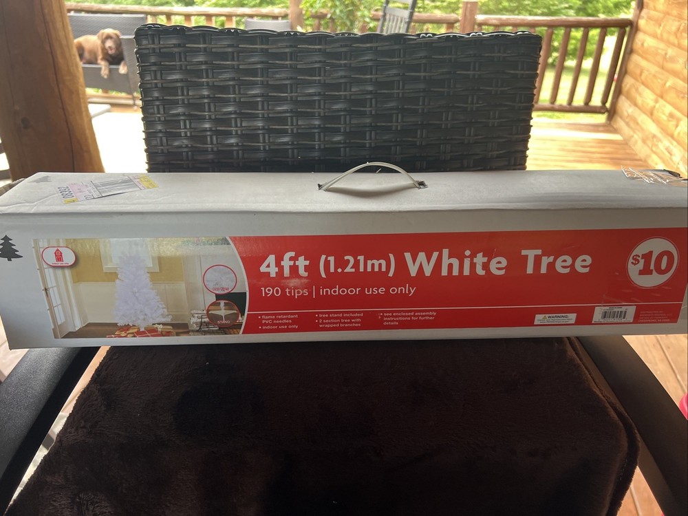 4ft White Christmas Tree Indoor Use Only