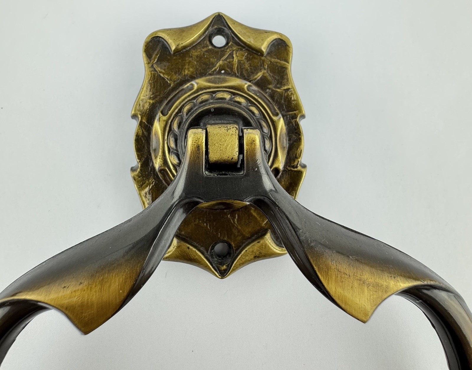 Amerock Carriage House Goldtone Scroll Round Hand Towel Ring 9056-5 Vintage