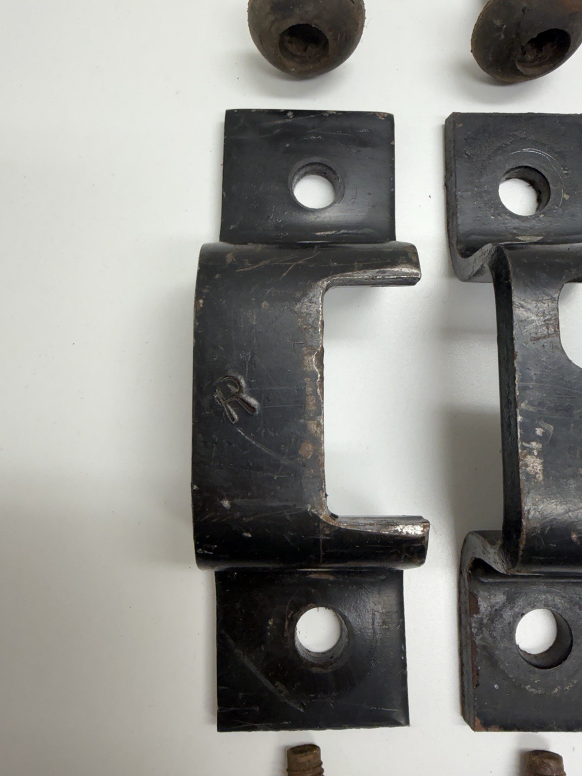 92 - 07 FORD VAN ECONOLINE E SERIES CLUB WAGON BENCH SEAT MOUNTING BRACKETS B40