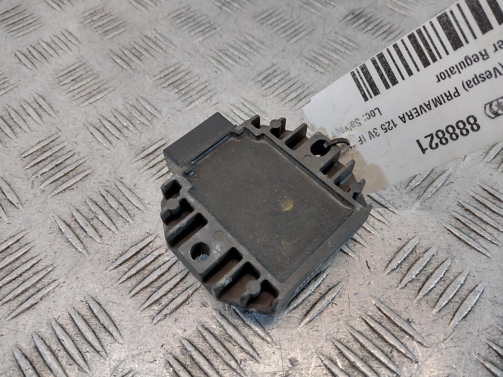 2015 VESPA PRIMAVERA RECTIFIER REGULATOR
