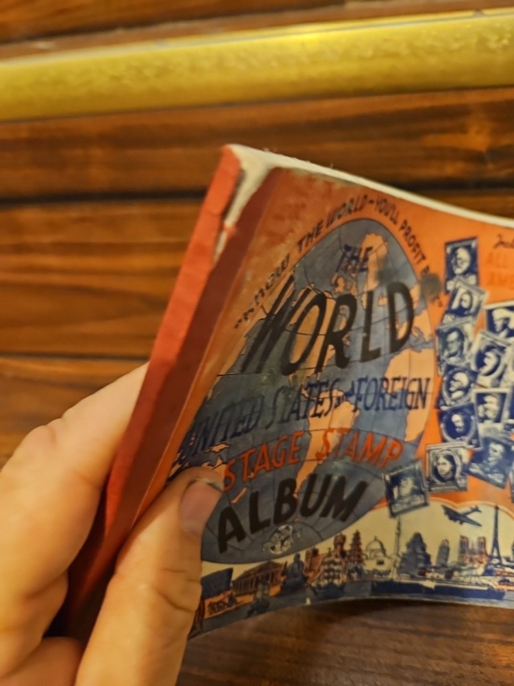 1944 The World Postage Stamp Album United Sates & Foreign w/436 stamps