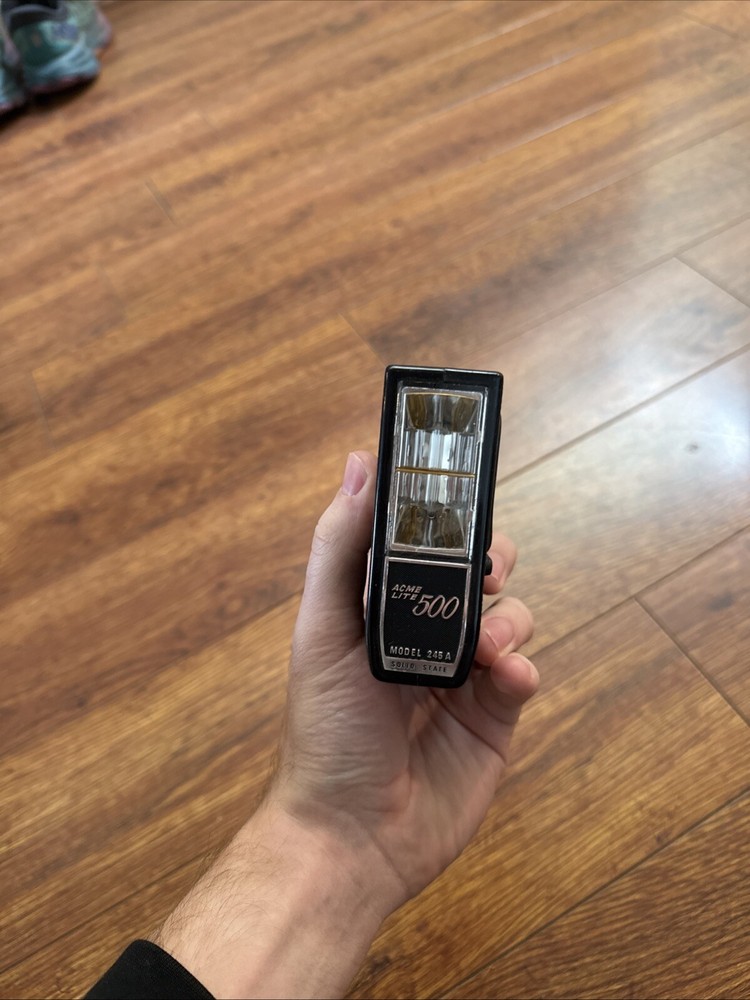 Vintage Acme Lite 500 Solid State Electronic Camera Flash 245A Untested