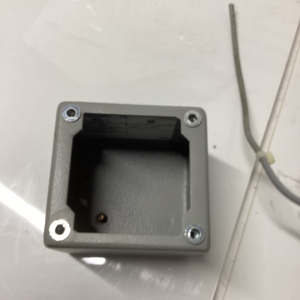 Wiegmann Pb1 Push Button And Box T-737