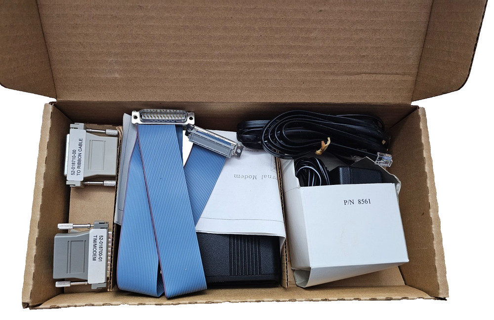 Bocamodem 2400bps External Modem Model M024ED