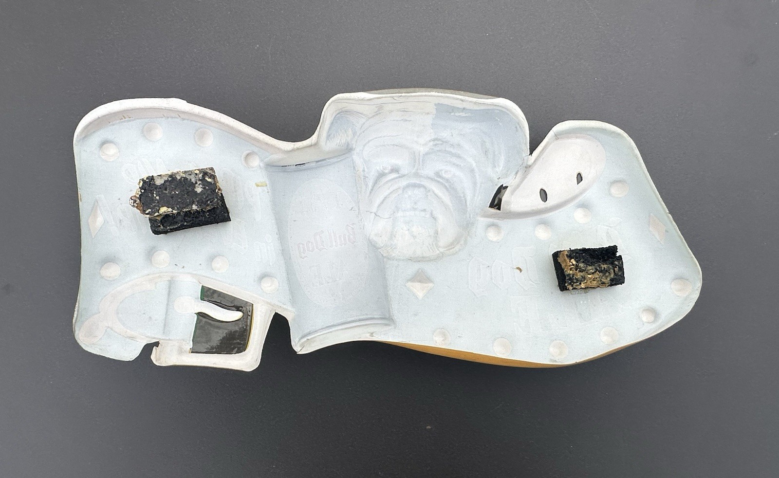 50’S CALIFORNIA BRG CO SAN FRANCISCO BULL DOG ALE PLASTIC BEER SIGN W/ BEER CAN