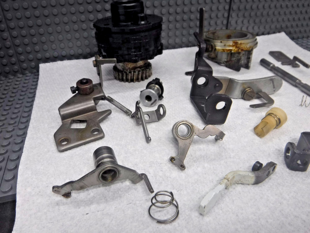 Singer 600E Sewing Machine Top Hat Cam Stack Assembly Vintage