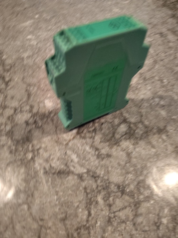 DC Signal Isolator Current Voltage Transmitter DIN Rail 0-10V To 0-5V Tool