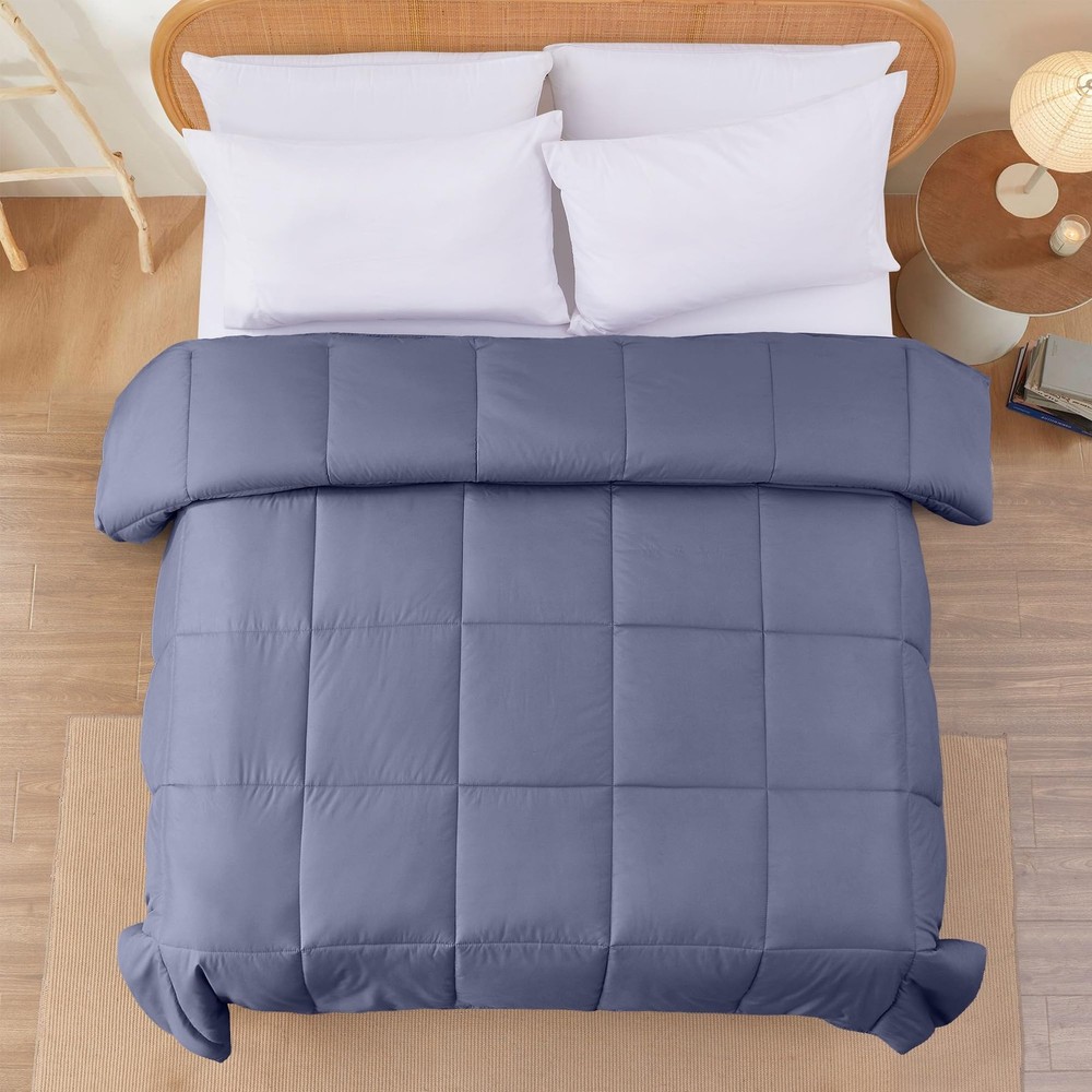 Modern Threads Down Alternative Reversible Comforter Deep Blue/Silver Twin