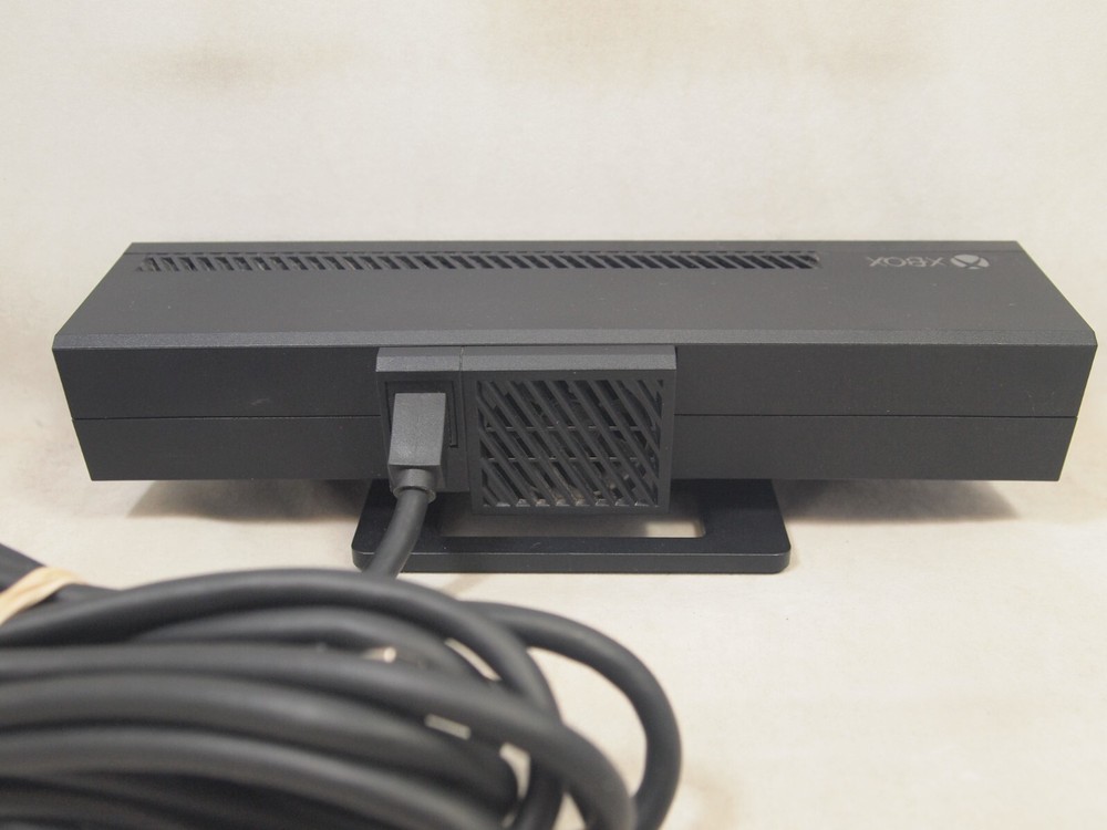 Official Microsoft Xbox One Kinect Sensor Model 1520
