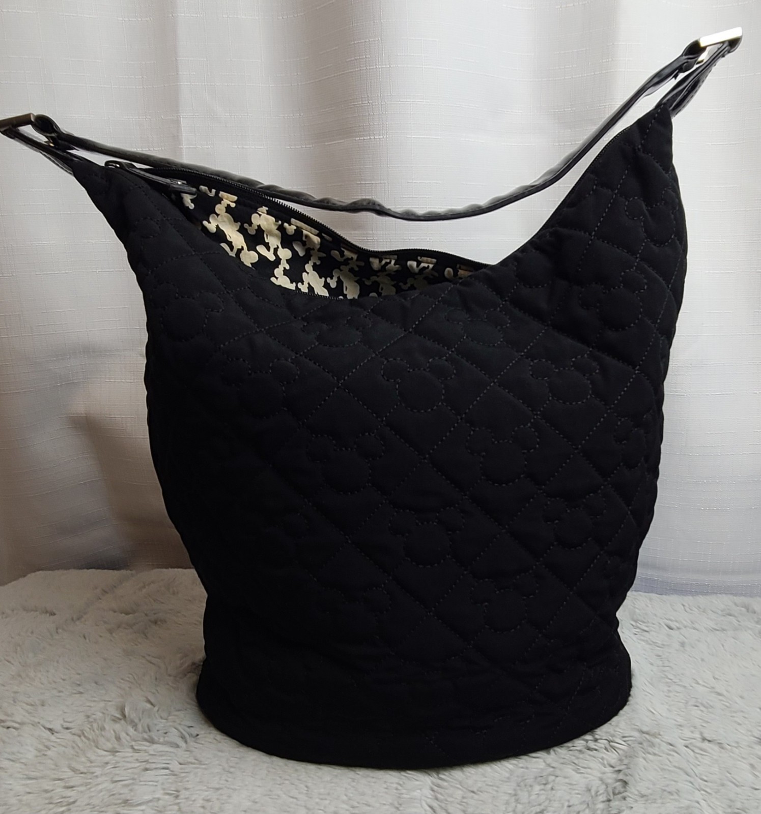 Vera Bradley Disneys Mickey Mouse Black Quilted Bucket Bag/Tote, Retired