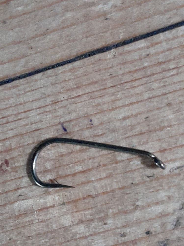 Trout Hooks Eyed Size 8