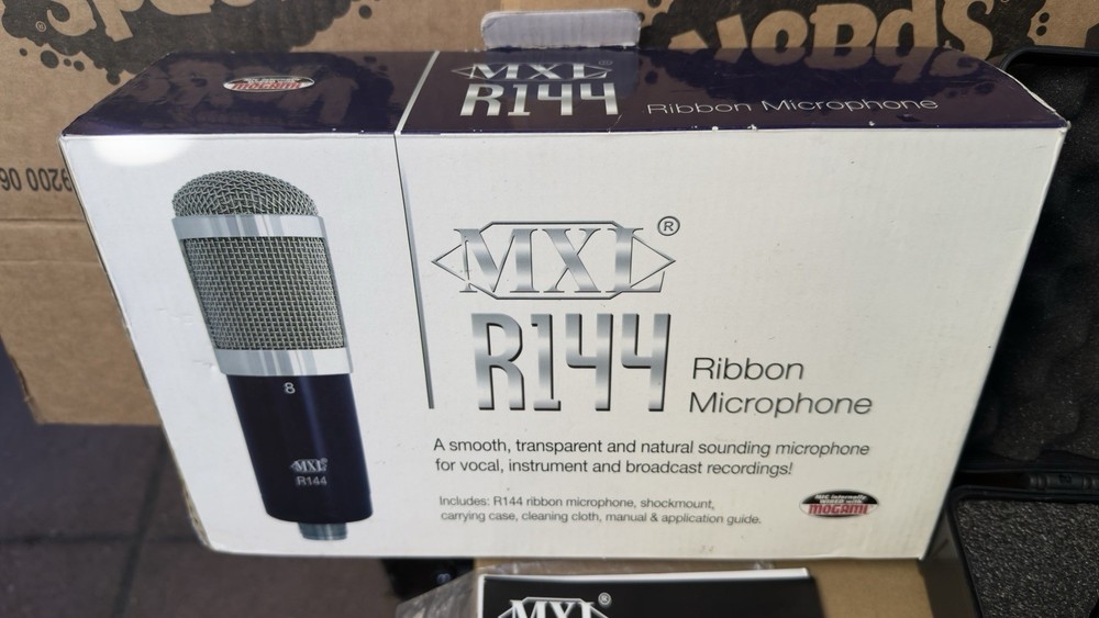 MXL R144 Ribbon Microphone