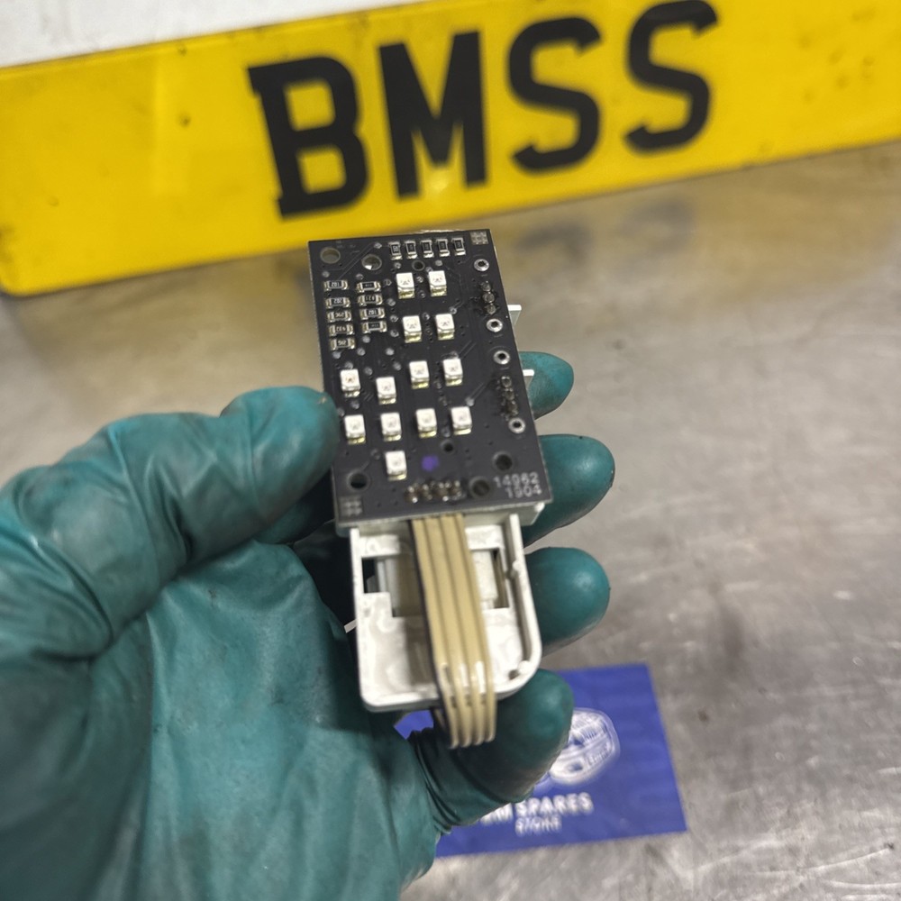 BMW 5 Series E60 E61 Automatic Gear Selecting Lever Module 7059896